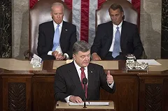 Порошенко отменил День защитника Отечества 23 февраля