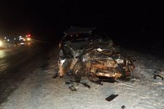 На трассе Тюмень — Екатеринбург водитель разбил только что купленную машину