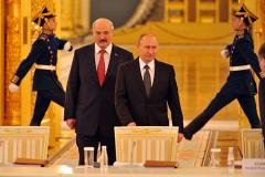 Путин и Лукашенко обсудят создание авиабазы в Белоруссии на саммите СНГ