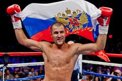 Российский боксер Ковалев завоевал титул WBO, победив украинца Шабранского