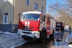 Под Екатеринбургом загорелось здание налоговой инспекции