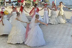 Елена Мизулина не считает нужным вводить уголовное наказание за многоженство