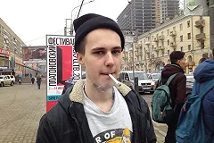 Юморист, который шутил про Путина, уехал из России