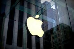 Компания Apple потеряла рекордную в истории американского бизнеса сумму