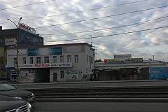 У моста на ЖБИ сровняли с землёй легендарные склады