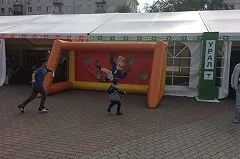 Создателей белых шатров на Плотинке оштрафовали на 800 тысяч рублей