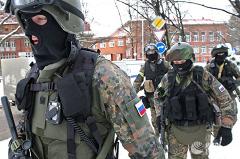ФСБ задержала шпионов Украины, которые готовили теракты в Крыму. Среди них была военнослужащая ВС РФ