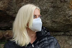 Биолог назвал сроки четвёртой волны коронавируса в России