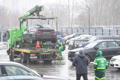 Иск за сломанный автоэвакуатором Mercedes в Екатеринбурге превысил 1 млн