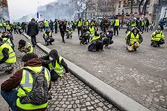 СБУ обвинила Россию в организации протестов во Франции