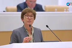 «Ориентируйтесь на полмиллиона». Зубаревич назвала избыточную смертность в России в ковидный год