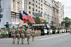 В Киеве пытались взорвать меч, пронзающий карту России