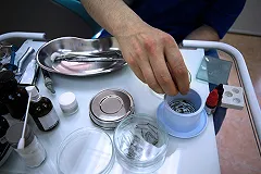 В Екатеринбурге осудили двух стоматологов, из-за которых у пациента онемело лицо