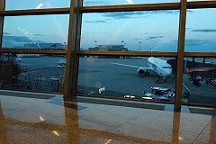 Жителя Свердловской области задержали в крымском аэропорту за пьянство и брань