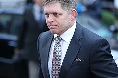 Премьер Словакии выступил против санкций из-за вреда экономике страны