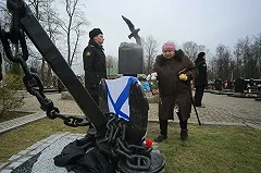 Подводник Северного флота погиб при погружении лодки