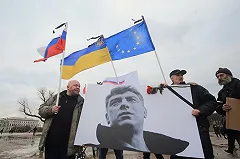 Немцов узнал о 70 погибших российских военных под Дебальцево