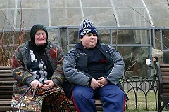 Психологи: Хорошие отношения с родителями спасают от ожирения