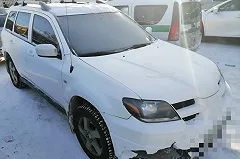 Свердловские приставы «подарили» машину отца-алиментщика ребёнку на день рождения