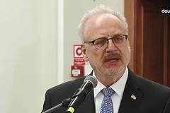 Президент Латвии предложил аннулировать ВНЖ и визы за поддержку спецоперации