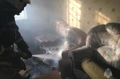 В Екатеринбурге во время пожара погибла женщина в заваленной мусором квартире
