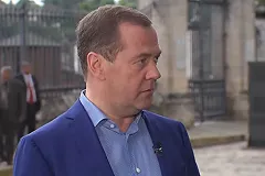 Медведев предупредил, что Россия не собирается воевать с НАТО в окопах