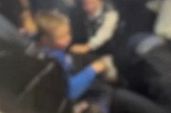 «Затаптывают в раздевалке»: в екатеринбургской школе дети устроили давку