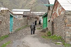 Четыре человека погибли в результате взрыва у поста ДПС в Дагестане