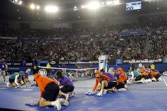 Уже более 2300 уральцев изъявили желание стать волонтерами на ЧМ-2018