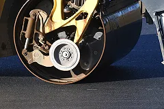 На российские дороги положат суперасфальт