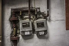 В Екатеринбурге лжегазовики обманывают пенсионеров на миллионы рублей