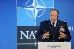 Главнокомандующий силами НАТО: Путин создал сильную армию