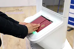 Уральцы жалуются на очереди при паспортном контроле в Кольцово