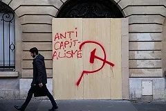 Франция начала расследование о влиянии России на акции «желтых жилетов»