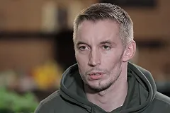 Спортивного директора известного уральского хоккейного клуба уволили после задержания силовиками