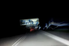 Торчащий в окне пассажир «сдал» экипажу ДПС нетрезвого водителя