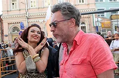 Украинские активисты включили в черный список 500 артистов из России