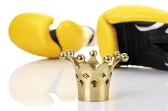 Егор Мехонцев выиграл бой с венесуэльцем Гусмиром Пердомо на Красной площади