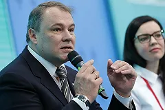 Толстой заверил в безвредности для россиян ответных мер на санкции США