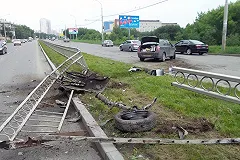 Регистратор зафиксировал рискованный обгон и страшное ДТП на пермской трассе