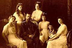 Житель Симферополя заявил о замироточивших вслед за бюстом Николая II иконах