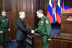 СМИ узнали об оперативных совещаниях в Минобороны после удара по Сирии