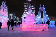 Екатеринбуржцам предложили выбрать новогоднюю тему ледового городка (ОПРОС)