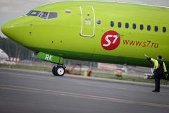 Самолет экстренно приземлился в Перми из-за буйного пассажира
