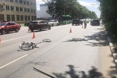В ГИБДД рассказали подробности аварии на Амундсена, в которой погиб велосипедист