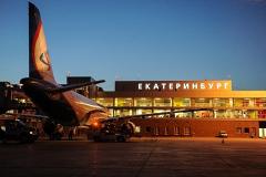 Несколько сотен человек застряли в аэропорту Екатеринбурга