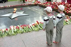 Скандальные баннеры в Алапаевске изготовил местный предприниматель