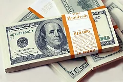 На Западной Украине к печати фальшивых долларов подключили комбинат