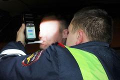 Пьяный инструктор автошколы был задержан за рулем в Ревде