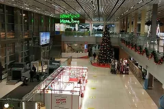 В Кольцово вновь открыли курилки